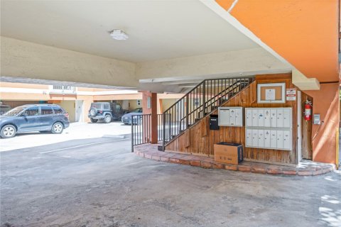 Copropriété à louer à Miami, Floride: 2 chambres, 113.71 m2 № 1897110 - photo 16