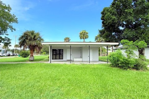 House in Melbourne, Florida 3 bedrooms, 150.69 sq.m. № 1919652 - photo 3