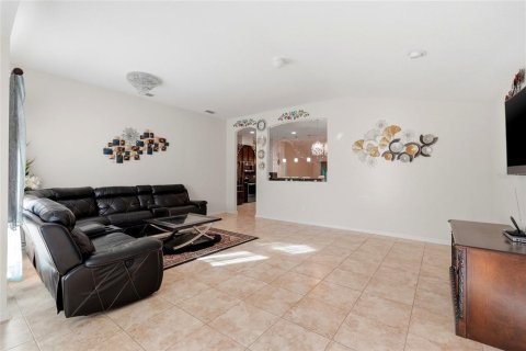 Villa ou maison à vendre à Gainesville, Floride: 4 chambres, 174.84 m2 № 2419327 - photo 6