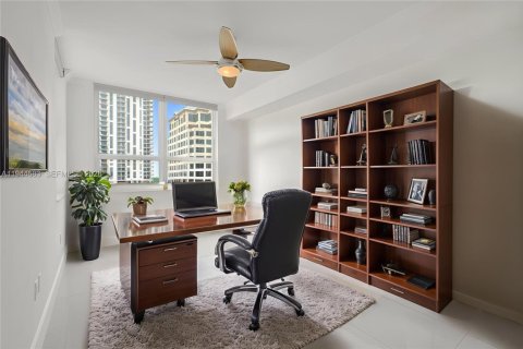 Condo in Fort Lauderdale, Florida, 2 bedrooms  № 2004271 - photo 20
