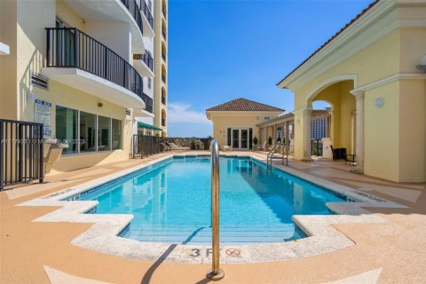 Condominio en venta en Miami, Florida, 2 dormitorios, 94.57 m2 № 1695432 - foto 26