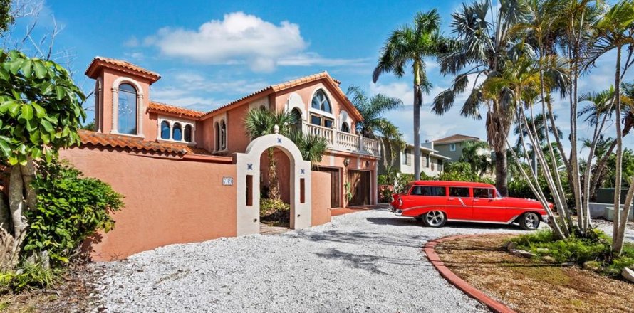 House in Longboat Key, Florida 3 bedrooms, 269.88 sq.m. № 1900882