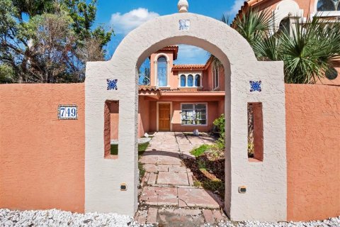 House in Longboat Key, Florida 3 bedrooms, 269.88 sq.m. № 1900882 - photo 9
