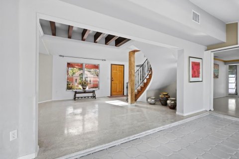 House in Longboat Key, Florida 3 bedrooms, 269.88 sq.m. № 1900882 - photo 20