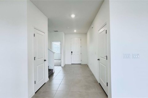 Casa en alquiler en Parrish, Florida, 5 dormitorios, 238.39 m2 № 1907914 - foto 3