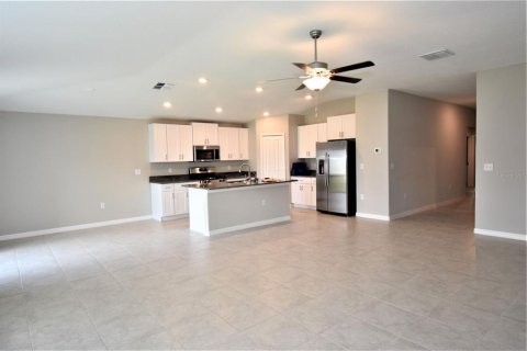 House in Ruskin, Florida 4 bedrooms, 179.77 sq.m. № 1912185 - photo 7