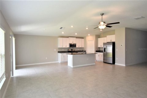 House in Ruskin, Florida 4 bedrooms, 179.77 sq.m. № 1912185 - photo 5