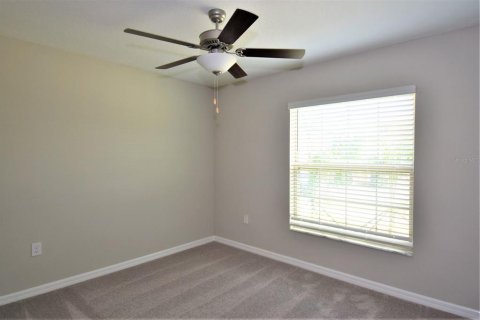 House in Ruskin, Florida 4 bedrooms, 179.77 sq.m. № 1912185 - photo 11