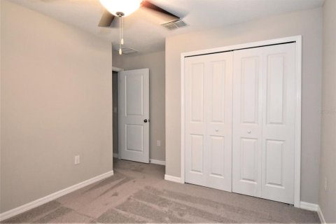House in Ruskin, Florida 4 bedrooms, 179.77 sq.m. № 1912185 - photo 16