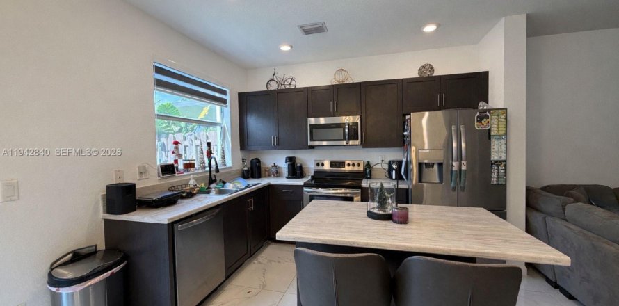 Touwnhouse à Homestead, Floride 3 chambres, 123.37 m2 № 2000173