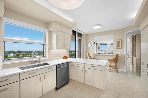Copropriété à vendre à Longboat Key, Floride: 3 chambres, 209.03 m2 № 2405561 - photo 15