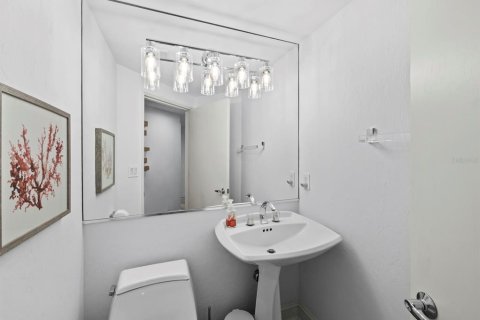 Copropriété à vendre à Longboat Key, Floride: 3 chambres, 209.03 m2 № 2405561 - photo 19