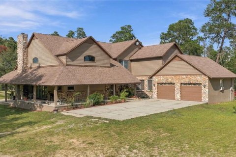 Casa en Dunnellon, Florida 4 dormitorios, 363.25 m2 № 2369111
