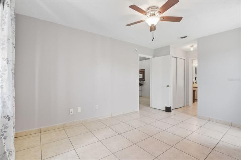 Villa ou maison à louer à Orlando, Floride: 2 chambres, 113.71 m2 № 1913942 - photo 15