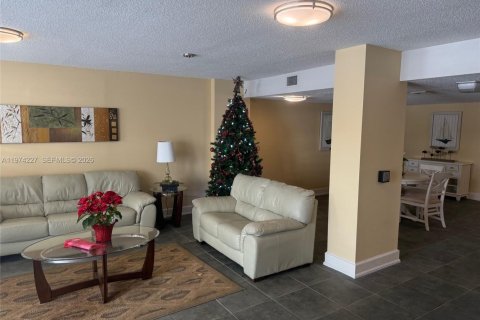 Condominio en venta en South Daytona, Florida, 2 dormitorios № 2036503 - foto 4