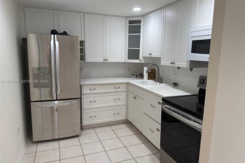 Condominio en venta en South Daytona, Florida, 2 dormitorios № 2036503 - foto 9