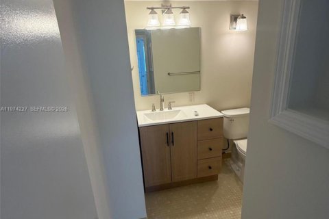 Condominio en venta en South Daytona, Florida, 2 dormitorios № 2036503 - foto 25