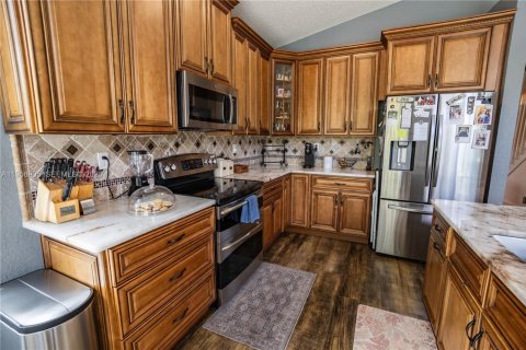 Casa en venta en Coral Springs, Florida, 4 dormitorios, 219.06 m2 № 2011184 - foto 12