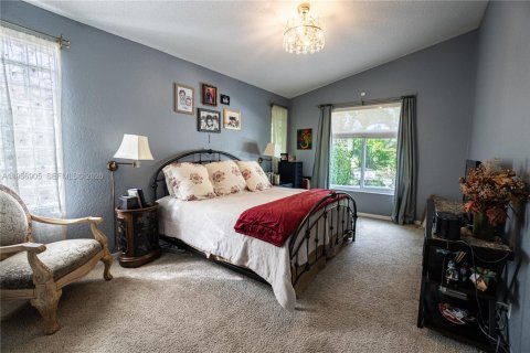 Casa en venta en Coral Springs, Florida, 4 dormitorios, 219.06 m2 № 2011184 - foto 21