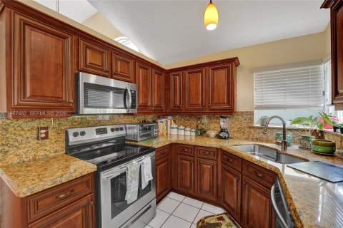 Villa ou maison à vendre à Davie, Floride: 4 chambres, 193.61 m2 № 2028674 - photo 9