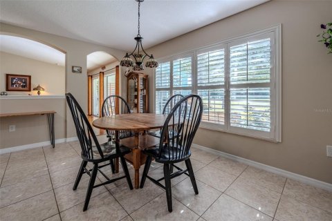 House in Ocala, Florida 3 bedrooms, 166.67 sq.m. № 2205263 - photo 23