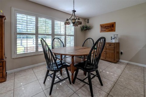 House in Ocala, Florida 3 bedrooms, 166.67 sq.m. № 2205263 - photo 21