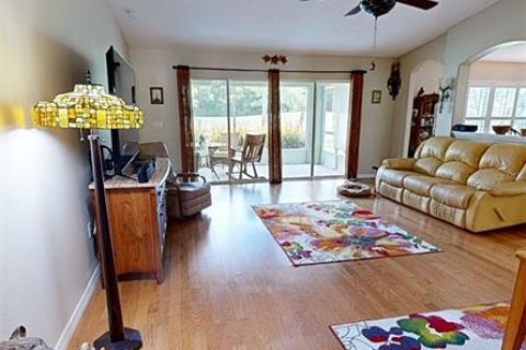 House in Ocala, Florida 3 bedrooms, 166.67 sq.m. № 2205263 - photo 8