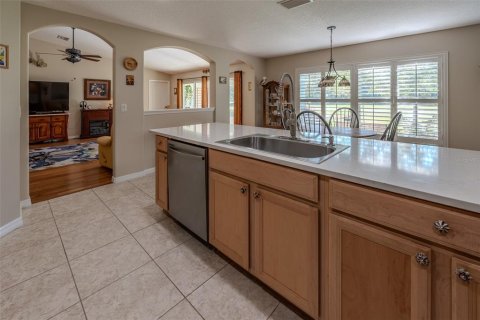 House in Ocala, Florida 3 bedrooms, 166.67 sq.m. № 2205263 - photo 16