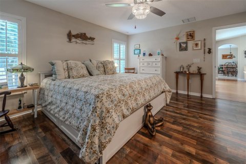 House in Ocala, Florida 3 bedrooms, 166.67 sq.m. № 2205263 - photo 25