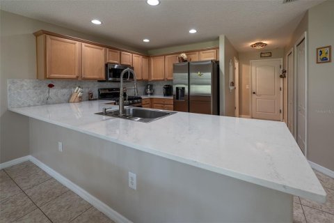 House in Ocala, Florida 3 bedrooms, 166.67 sq.m. № 2205263 - photo 18