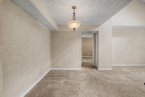 Copropriété à vendre à Palm Harbor, Floride: 2 chambres, 138.52 m2 № 2102480 - photo 10