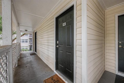 Copropriété à vendre à Palm Harbor, Floride: 2 chambres, 138.52 m2 № 2102480 - photo 3