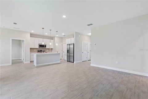 Casa en venta en Cape Coral, Florida, 3 dormitorios, 165.27 m2 № 2238177 - foto 8