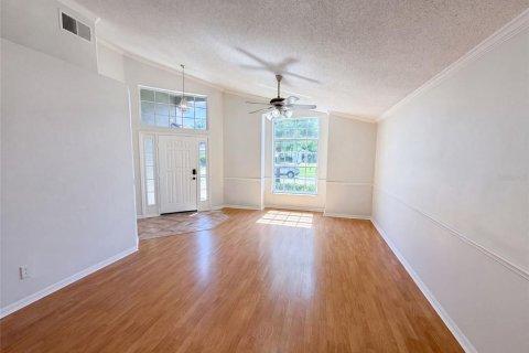 House in Orlando, Florida 4 bedrooms, 176.61 sq.m. № 2199016 - photo 10
