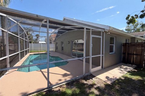 House in Orlando, Florida 4 bedrooms, 176.61 sq.m. № 2199016 - photo 5