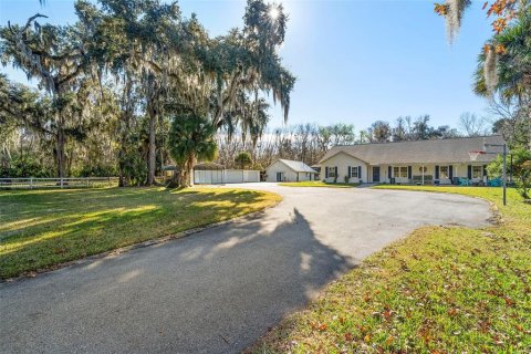 House in Edgewater, Florida 5 bedrooms, 217.67 sq.m. № 2103751 - photo 13