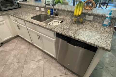 Touwnhouse à louer à Orlando, Floride: 4 chambres, 205.13 m2 № 2399487 - photo 5