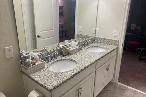 Touwnhouse à louer à Orlando, Floride: 4 chambres, 205.13 m2 № 2399487 - photo 26