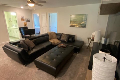 Touwnhouse à louer à Orlando, Floride: 4 chambres, 205.13 m2 № 2399487 - photo 18