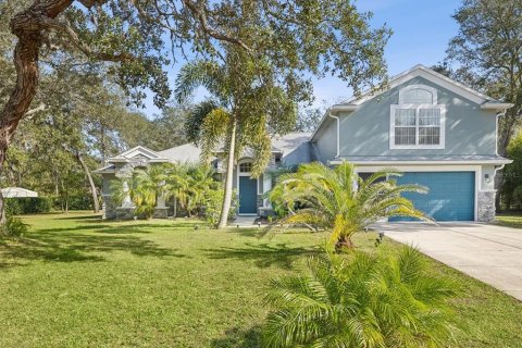 House in Spring Hill, Florida 4 bedrooms, 231.79 sq.m. № 1720832 - photo 1