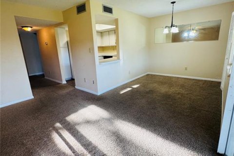 Condominio en venta en Ocala, Florida, 2 dormitorios, 99.59 m2 № 1724517 - foto 5