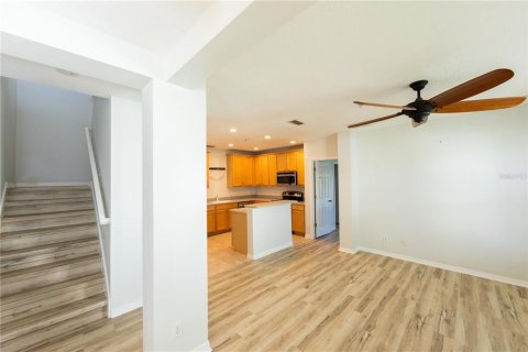 Townhouse in Orlando, Florida 3 bedrooms, 166.3 sq.m. № 2227201 - photo 25