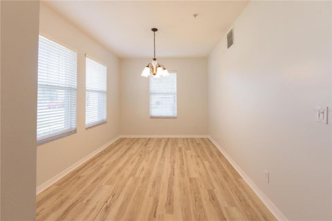 Townhouse in Orlando, Florida 3 bedrooms, 166.3 sq.m. № 2227201 - photo 8