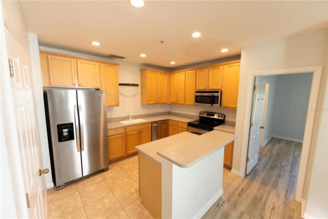 Townhouse in Orlando, Florida 3 bedrooms, 166.3 sq.m. № 2227201 - photo 13