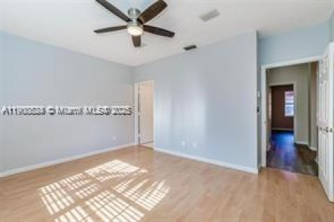Adosado en alquiler en Weston, Florida, 3 dormitorios, 156.17 m2 № 1952095 - foto 8