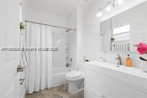 Adosado en alquiler en Weston, Florida, 3 dormitorios, 156.17 m2 № 1952095 - foto 10