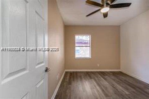 Adosado en alquiler en Weston, Florida, 3 dormitorios, 156.17 m2 № 1952095 - foto 13