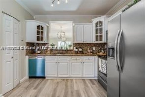 Adosado en alquiler en Weston, Florida, 3 dormitorios, 156.17 m2 № 1952095 - foto 6
