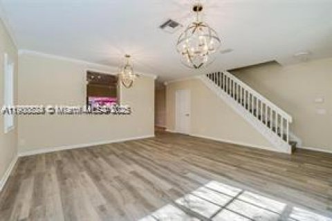 Adosado en alquiler en Weston, Florida, 3 dormitorios, 156.17 m2 № 1952095 - foto 5
