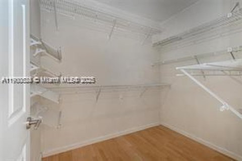 Adosado en alquiler en Weston, Florida, 3 dormitorios, 156.17 m2 № 1952095 - foto 12